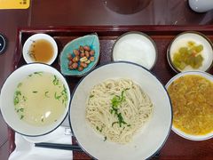 -百年老字号·观振兴蟹黄面·三虾面·苏式面(观前街富仁坊巷店)