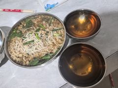 -正宗杨记普洱酸醋米线(总店)