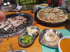 -唯成•韩国炭火烤肉 유성고기