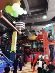 -欧酷世界动力星球(王府井奥莱UP TOWN店)
