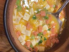 -有红鸡毛店·砂锅菜(抚琴夜市店)