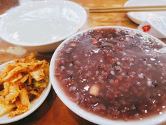 八宝黑米粥-胡成记口蘑龙眼包子(盐道街店)