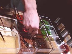 -余欢领鲜火锅(新街口店)