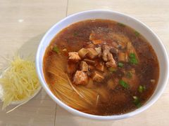 -老西白点心店