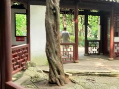 -汇龙潭