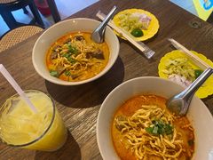 -Ongtong Khaosoi Ari Branch