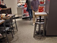 -肯德基(嘉善路地铁站店)