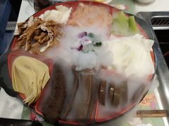 -重庆刘一手火锅(三峡广场直营店)