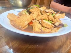 -芦茨金富饭庄·25年老字号·专做稻草鸡