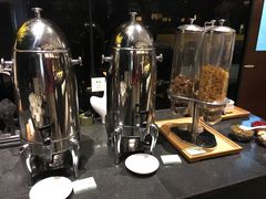 -杭州西湖艺联君亭酒店(黄龙体育中心地铁口店)