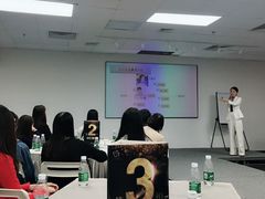-四季美学色彩形象管理服装搭配