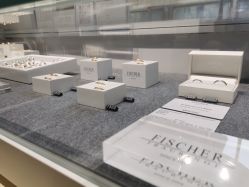 -HeyJewel全球独立设计师原创首饰集合店