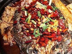 -鸣记脆皮烤鱼·海鲜烤鱼(三八广场店)