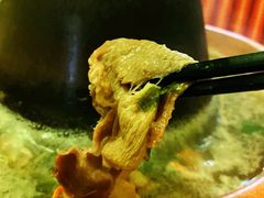 涮肉-洞庭洲·防空洞火锅·烧烤·铜锅涮肉(新百广场店)