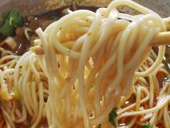 -薛记襄阳香辣牛肉面(平安路店)