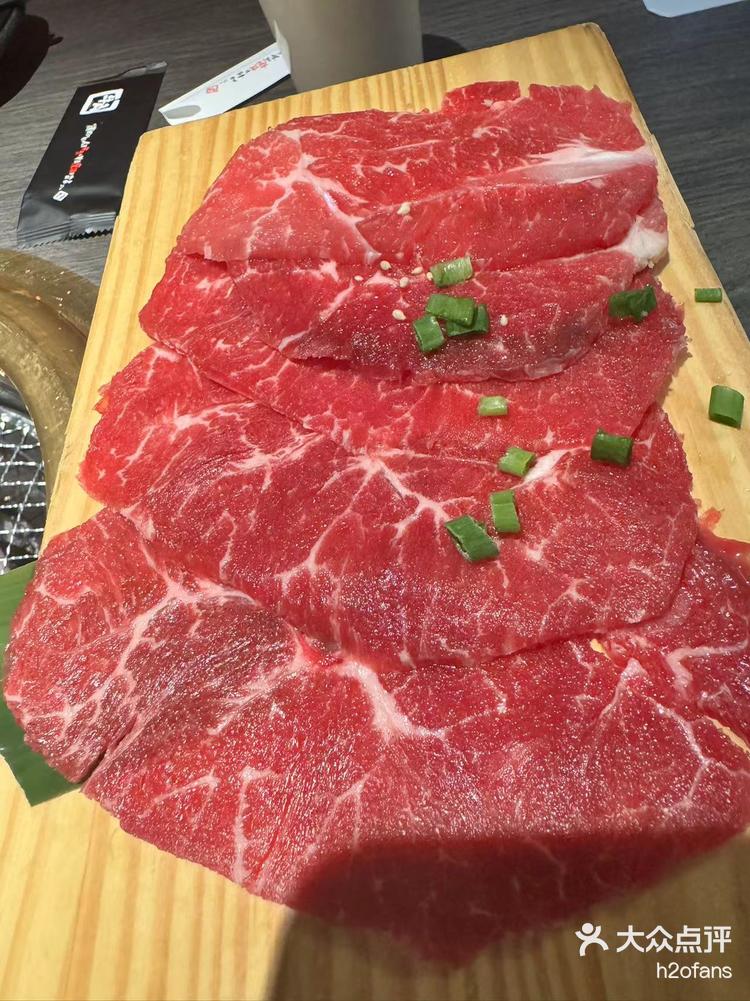无肉不欢又来打卡最最棒的牛角烧肉牛角烧肉总也吃不够