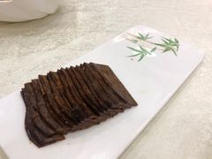 -梅龙镇酒家(南京西路总店)