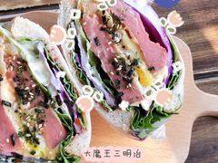 大魔王三明治-新沙洞咖啡(泉乐坊店)