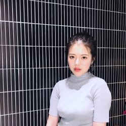 做发型前-S.HAIR SALON