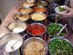 -钢管厂五区小郡肝串串香(滨江店)