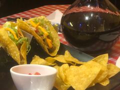 -鲨鱼美式餐厅酒吧Sharky