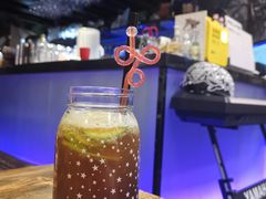 鸭屎香柠檬茶-Season施莀·牛扒·意粉·饭·足球主题餐吧