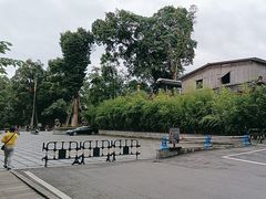 -峨眉山报国寺