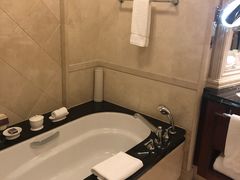 -广州富力丽思卡尔顿酒店