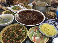 -聚八方土菜馆(余松路店)