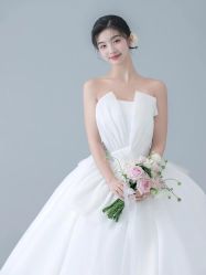 -蒙娜丽莎婚纱摄影(爱城总店)