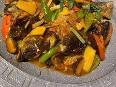 -牛头鱼庄·地道广西菜(鲁班店)