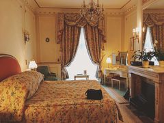 -The Ritz Restaurant