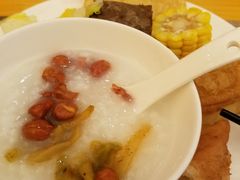 -上海西藏大厦万怡自助餐厅(徐汇店)