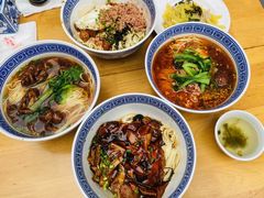 -沪西老弄堂面馆(定西路店)