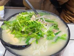 -肥汁米蘭香港米线(长宁来福士店)