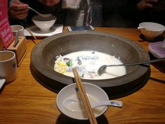 -咕嘟草帽鱼·牛奶一样的鲜鱼汤(天鹅湖万达广场店)