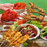 在日照过夏天怎么能少得了烧烤和小龙虾🦞！