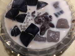 -龙记烧腊茶餐厅(常德路店)