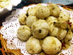 酸菜炒汤圆-外婆味道·云南菜大当家(关上店)