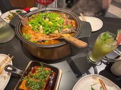 -辣尚瘾·烤鱼·新川菜(交大直营店)