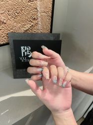 -隅日式美甲美睫專門店