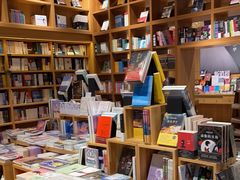 -百新书局(尚悦湾店)