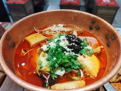 -成都你六姐·牛肉冒菜(信泰中心商场店)