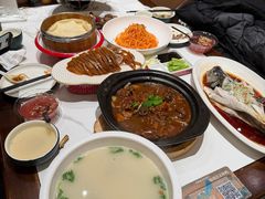 -梅利汴京烤鸭•开封豫菜地标店(东大街店)