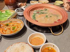 -阿婆情腊排骨火锅·野生菌季(古城旗舰店)