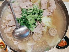 -川堂风·跷脚牛肉·乐山爆炒(宝山日月光店)