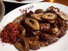 -老鼎万春卤菜(五代传承创始老店)