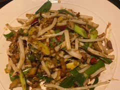 -魏铭鱼头捞饭(晋阳路店)