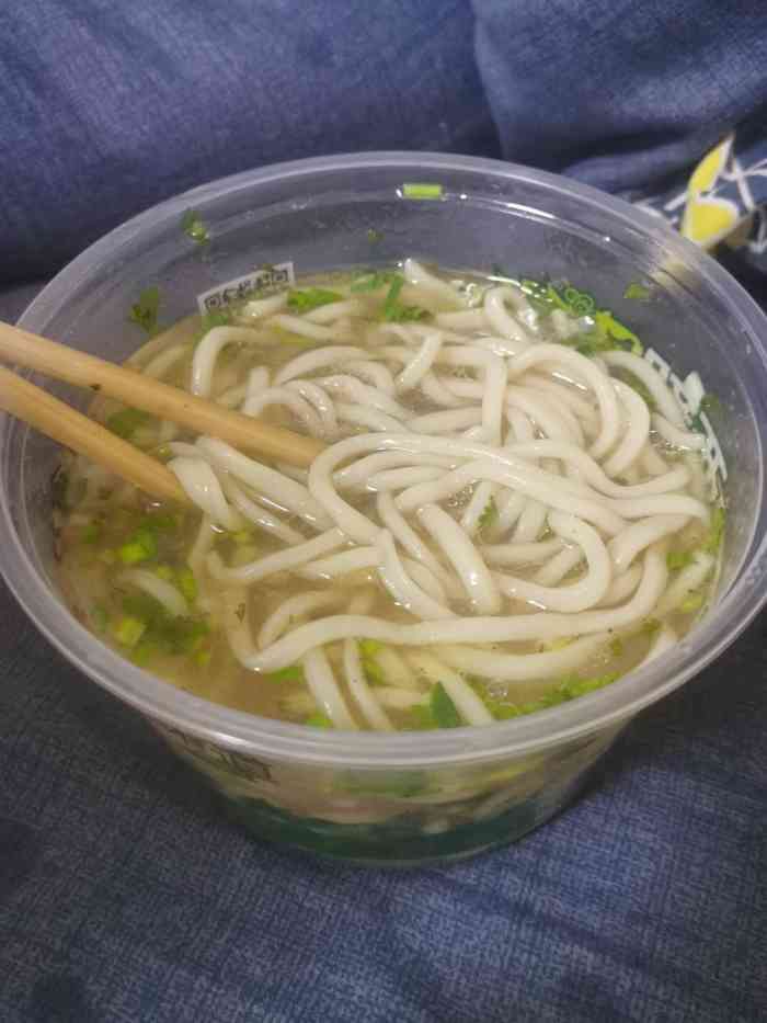 总吃还不错面条和各种饭性价比比较高