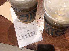 -星巴克(杭州湖滨银泰E区店)